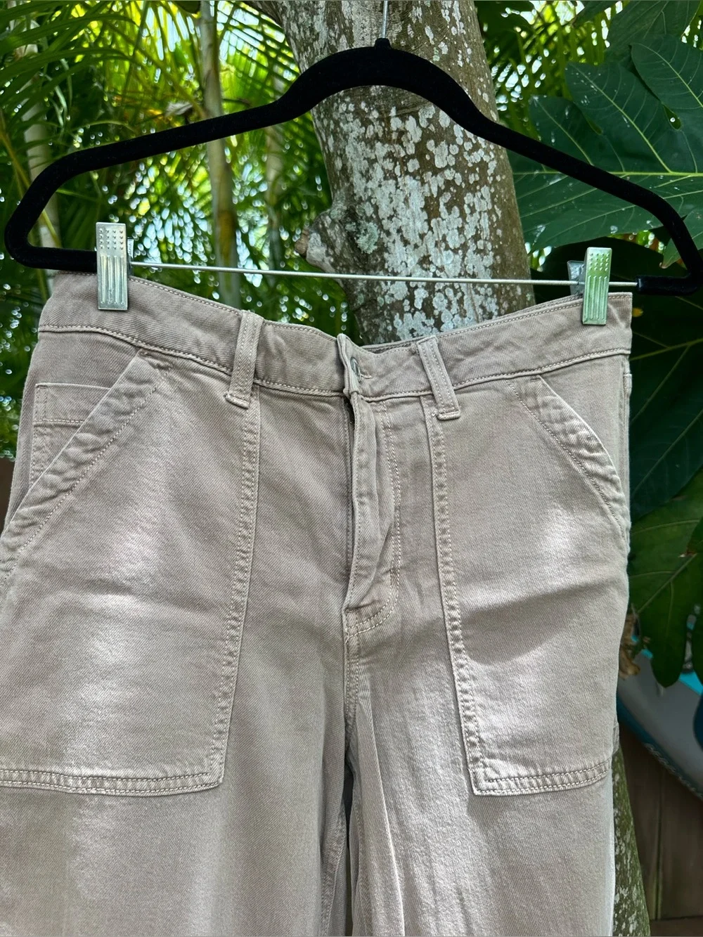 American Eagle Outfitters Wide-Leg Utility Pants in Light Taupe Size 6